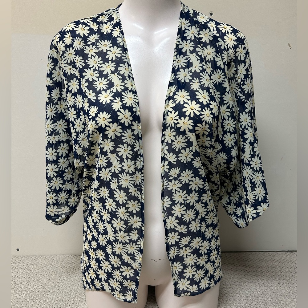 2/$20❤️- COVER UP | Women’s Rachael & Chloe cover up kimono size small